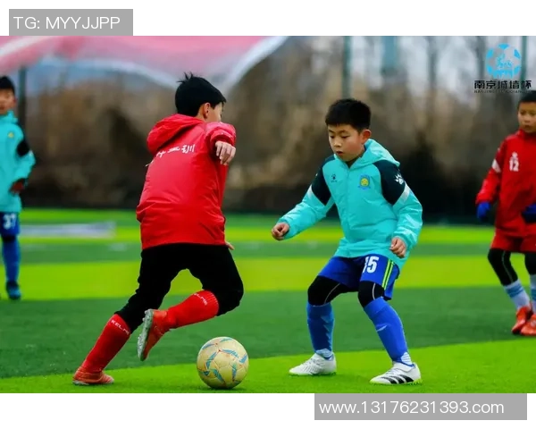 南京足球队耐力表现突出创新高引发全国关注与赞誉 南京足球队耐力表现突出创新高引发全国关注与赞誉